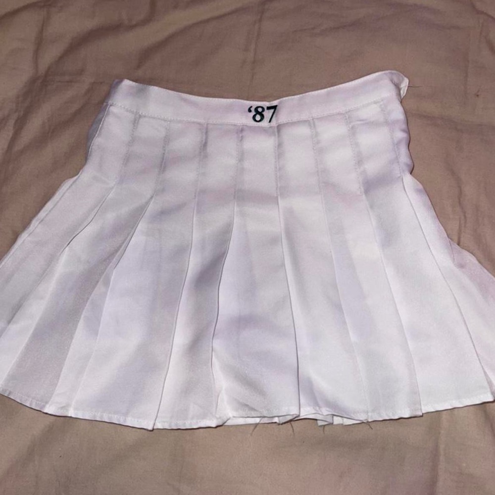 MAYFAIR GROUP white tennis skirt